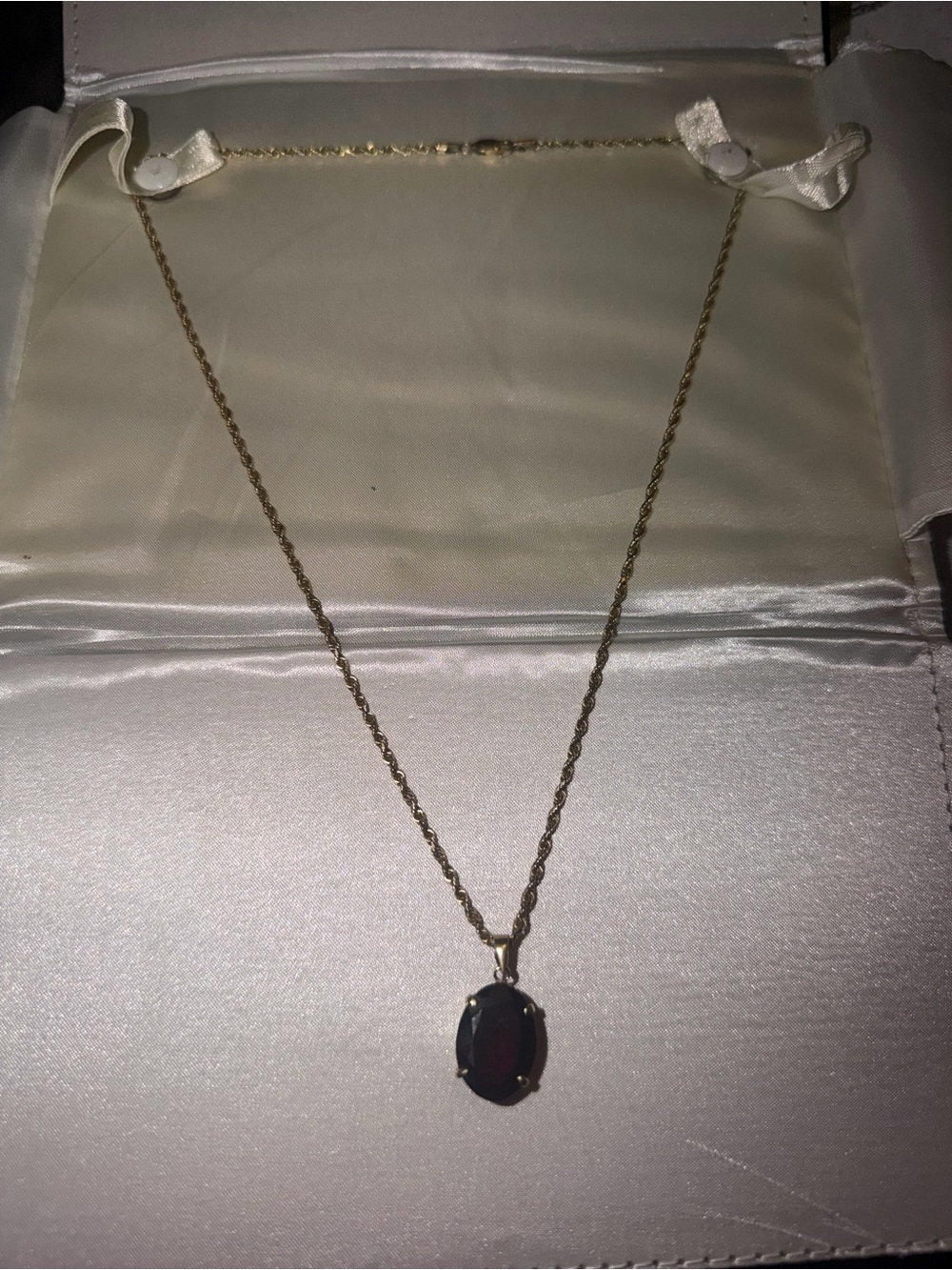 10k gold natural garnet necklace